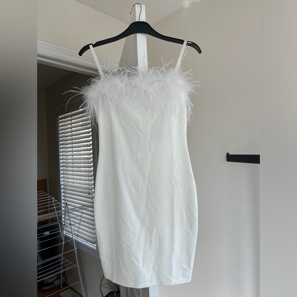 90's Chic Mini Dress - White - Picture 10 of 12